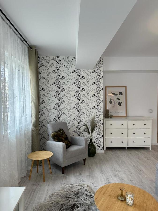 City Center Accommodation 111 Resita Exterior foto