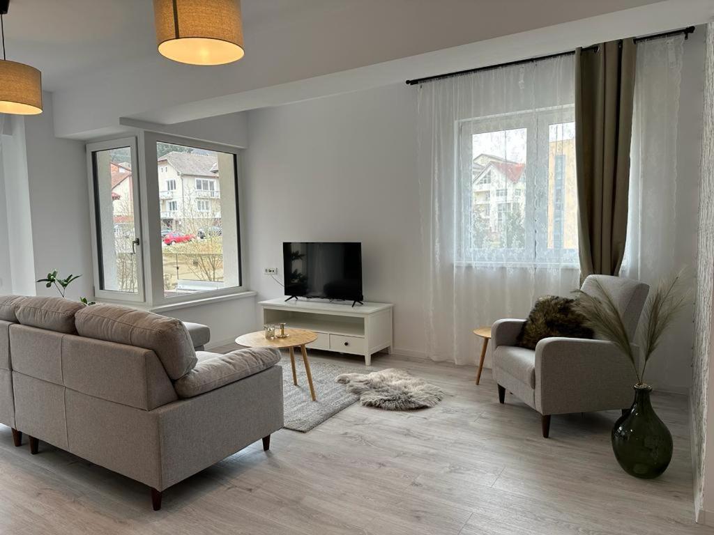 City Center Accommodation 111 Resita Exterior foto