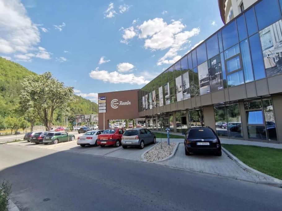 City Center Accommodation 111 Resita Exterior foto